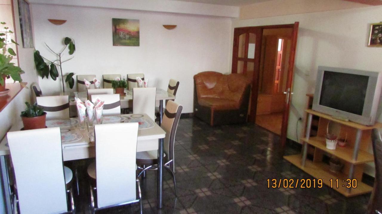 Vila Marcela Szászbuda Kültér fotó